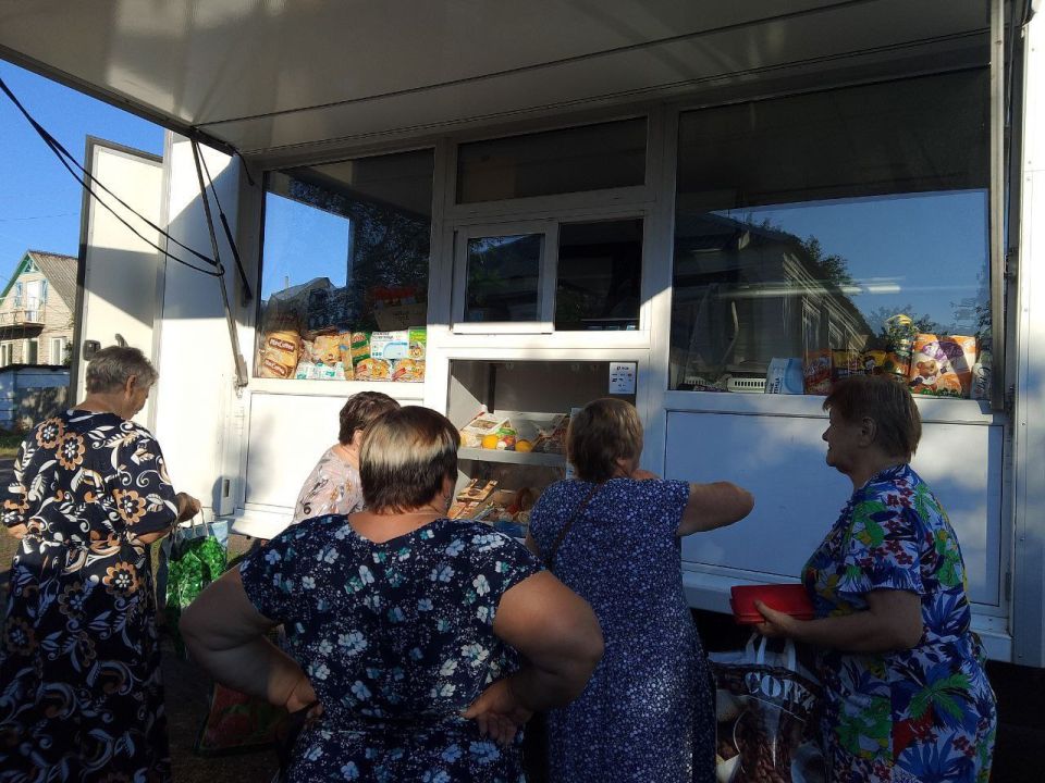 С 9 по 12 августа 2025 года осуществлена выездная торговля с использованием автомагазинов в населенных пунктах городских округов Докучаевск, Горловка, Мариуполь, Харцызск на территории г С 9 по 12 августа 2025 года осуществлена выездная торговля с использованием автомагазинов в населенных пунктах городских округов Докучаевск, Горловка, Мариуполь, Харцызск на территории г