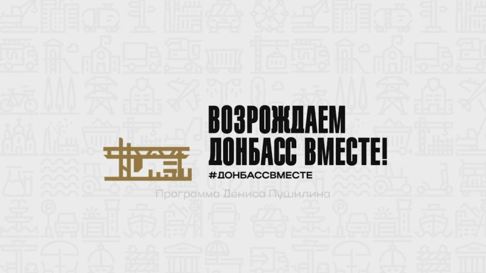 Волонтеры помогают доставлять питьевую воду нуждающимся
