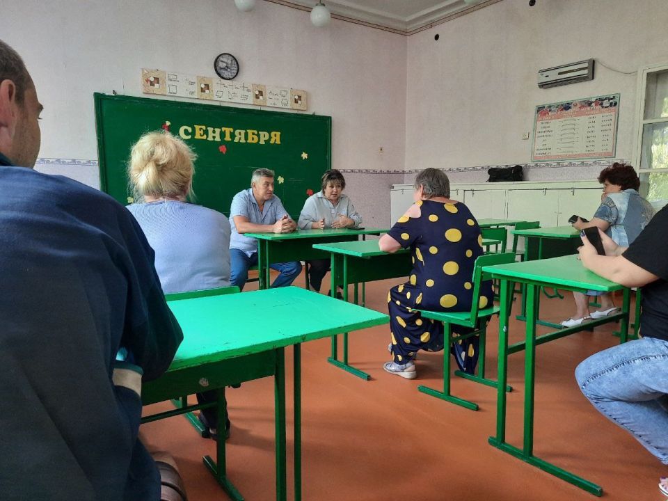 Иван Приходько: Состоялась встреча заместителя руководителя Управы Калининского внутригородского района города Горловка администрации городского округа Горловка с трудовым коллективом