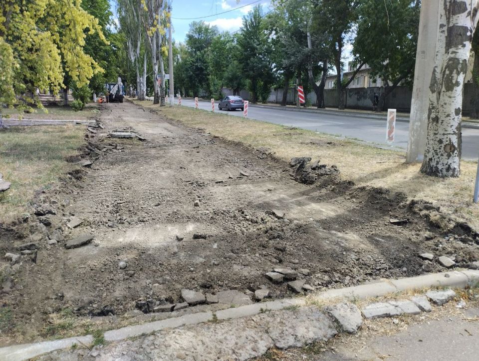 Денис Пушилин: По просьбе жителей дополнительно отремонтируем 10 улиц в ранее прифронтовых районах Донецка Денис Пушилин: По просьбе жителей дополнительно отремонтируем 10 улиц в ранее прифронтовых районах Донецка