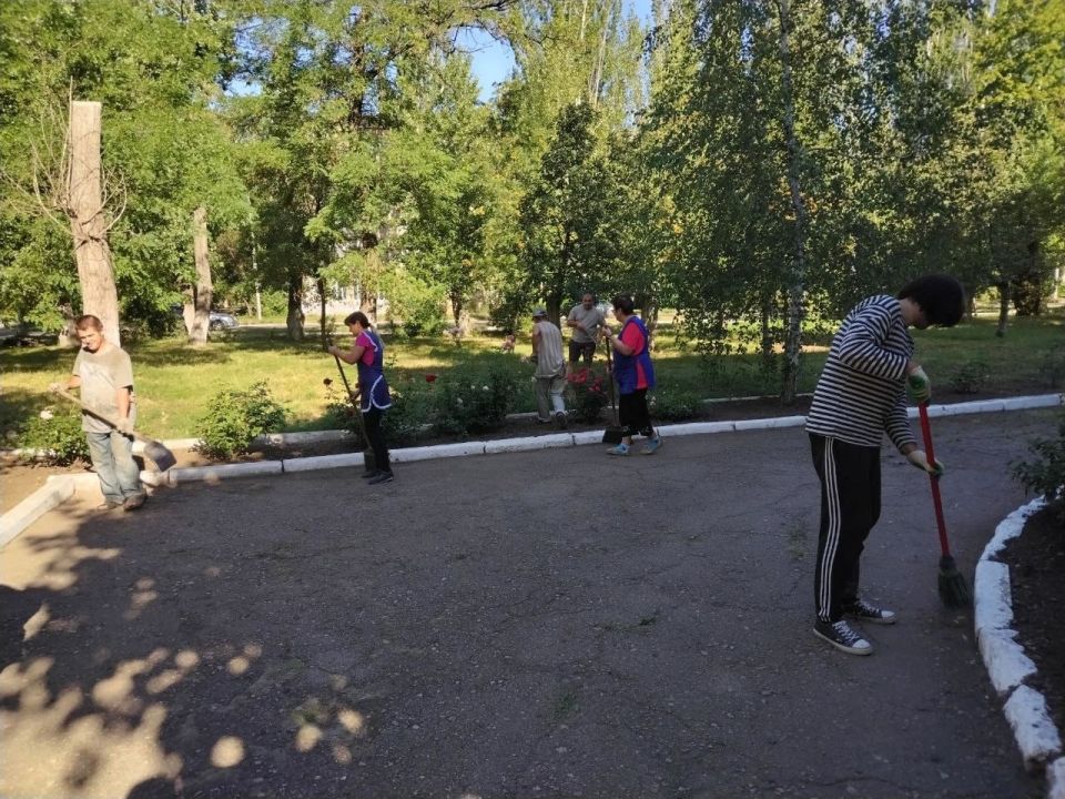 Роман Конев: Партийцы Единой России Центрально-Городского района Горловки поддерживают масштабный всероссийский партийный проект «Единой России» «Городская среда» Роман Конев: Партийцы Единой России Центрально-Городского района Горловки поддерживают масштабный всероссийский партийный проект «Единой России» «Городская среда»