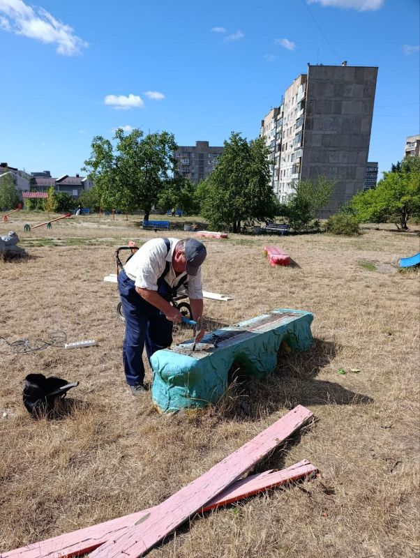 Роман Конев: МУНИЦИПАЛЬНОЕ УНИТАРНОЕ ПРЕДПРИЯТИЕ «УПРАВЛЯЮЩАЯ КОМПАНИЯ ГОРОДА ГОРЛОВКА» АДМИНИСТРАЦИИ ГОРОДСКОГО ОКРУГА ГОРЛОВКА Роман Конев: МУНИЦИПАЛЬНОЕ УНИТАРНОЕ ПРЕДПРИЯТИЕ «УПРАВЛЯЮЩАЯ КОМПАНИЯ ГОРОДА ГОРЛОВКА» АДМИНИСТРАЦИИ ГОРОДСКОГО ОКРУГА ГОРЛОВКА