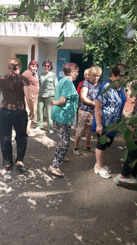 Иван Приходько: В Горловке активно ведется работа по выбору старших по домам в рамках реализации партийного проекта «Управдом» от Единой России Иван Приходько: В Горловке активно ведется работа по выбору старших по домам в рамках реализации партийного проекта «Управдом» от Единой России