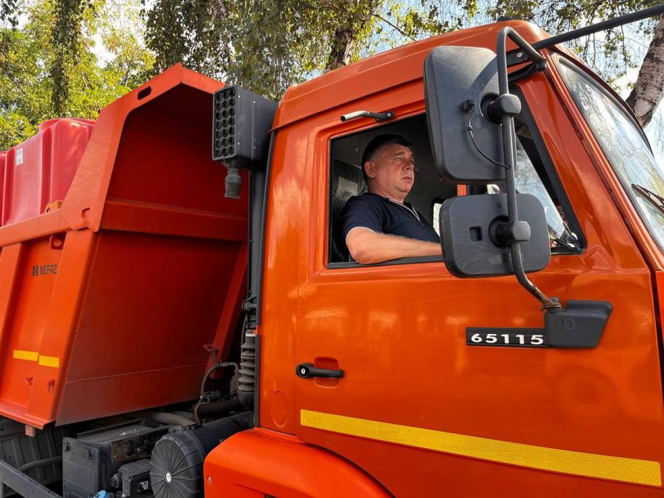  : 18  2025 ,     ,  ,                