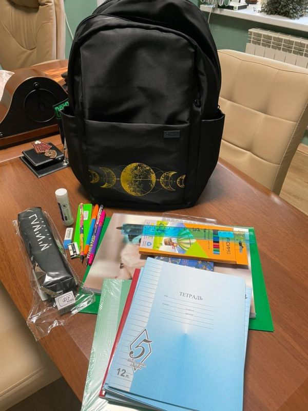 В Кузбассе стартовала акция «Соберем детей Горловки в школу» В Кузбассе стартовала акция «Соберем детей Горловки в школу»