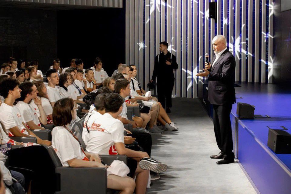 Иван Приходько: Юные горловчане приняли участие в патриотическом проекте Музея Победы и Ассоциации патриотического туризма «Навигатор Победы» Иван Приходько: Юные горловчане приняли участие в патриотическом проекте Музея Победы и Ассоциации патриотического туризма «Навигатор Победы»