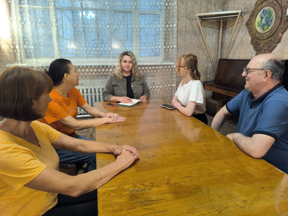 Иван Приходько: Открытое общение: прошел прямой разговор лидера общественного мнения с местными жителями Иван Приходько: Открытое общение: прошел прямой разговор лидера общественного мнения с местными жителями