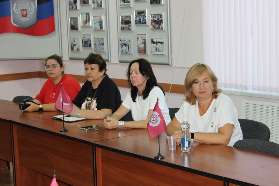 Иван Приходько: Состоялась встреча руководства администрации городского округа Горловка с жителями Горловки Иван Приходько: Состоялась встреча руководства администрации городского округа Горловка с жителями Горловки