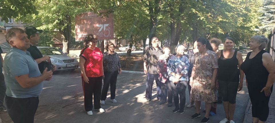 Иван Приходько: В Центрально-Городском районе Горловки прошла встреча с жителями Иван Приходько: В Центрально-Городском районе Горловки прошла встреча с жителями