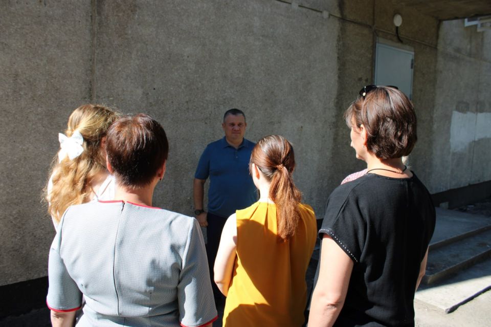 Иван Приходько: Состоялась встреча руководства администрации городского округа Горловка с жителями округа Иван Приходько: Состоялась встреча руководства администрации городского округа Горловка с жителями округа