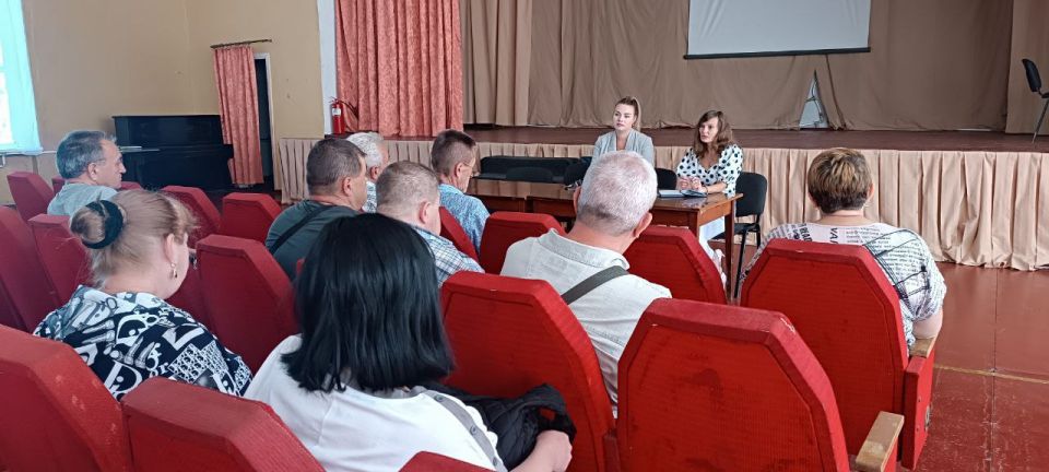 Роман Конев: В Центрально-Городском районе Горловки прошла встреча с жителями Роман Конев: В Центрально-Городском районе Горловки прошла встреча с жителями