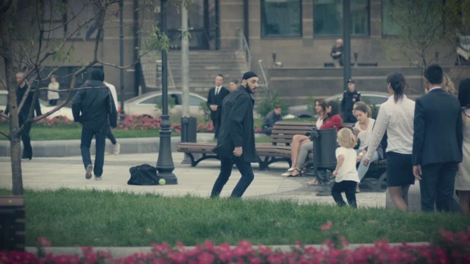 Не доверяй стереотипам. Пока меркантильные интересы перевешивают мораль и здравый смысл, террористом может стать человек любой религии и национальности