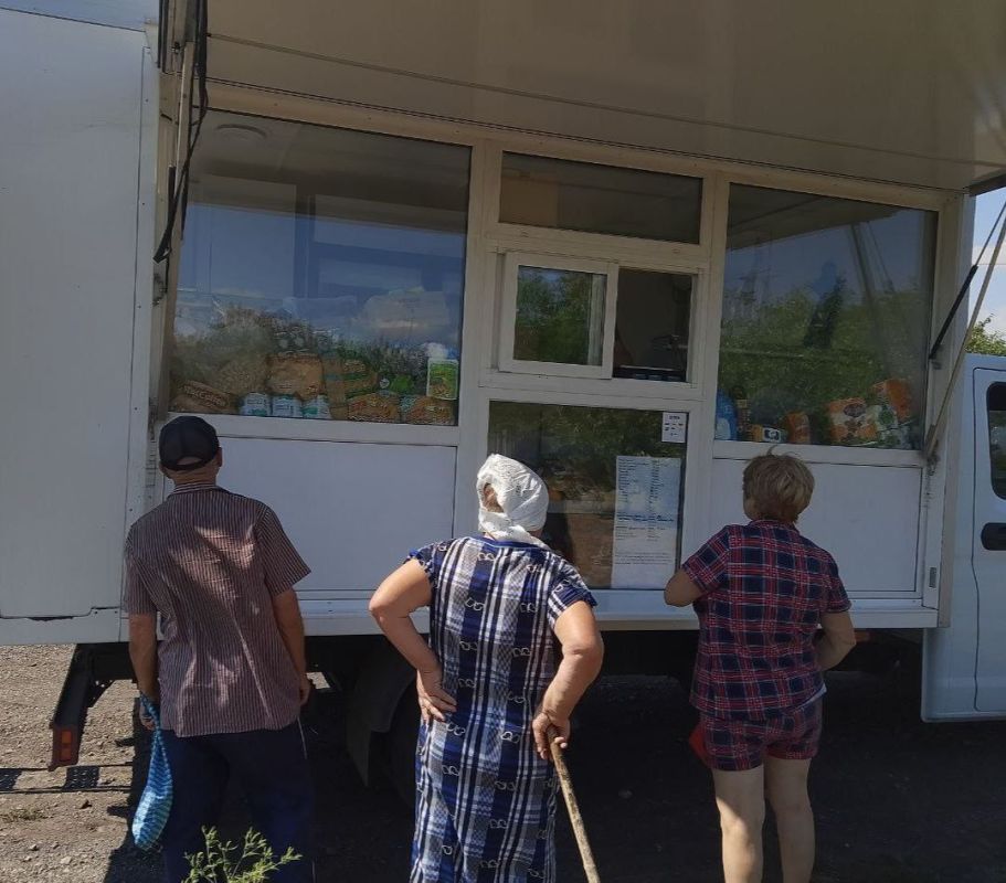 С 16 по 19 августа 2025 года осуществлена выездная торговля с использованием автомагазинов в населенных пунктах городских округов Докучаевск, Горловка, Мариуполь, на территории г С 16 по 19 августа 2025 года осуществлена выездная торговля с использованием автомагазинов в населенных пунктах городских округов Докучаевск, Горловка, Мариуполь, на территории г