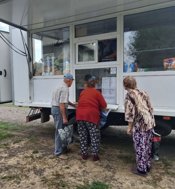 С 16 по 19 августа 2025 года осуществлена выездная торговля с использованием автомагазинов в населенных пунктах городских округов Докучаевск, Горловка, Мариуполь, на территории г С 16 по 19 августа 2025 года осуществлена выездная торговля с использованием автомагазинов в населенных пунктах городских округов Докучаевск, Горловка, Мариуполь, на территории г