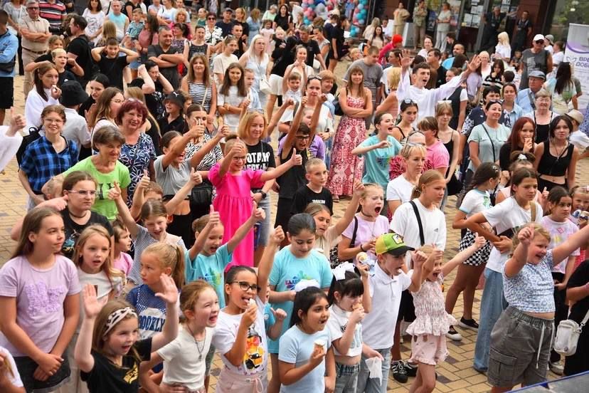 Денис Пушилин: 70 тысяч человек уже приняли участие в акции «Культурный Донбасс» Денис Пушилин: 70 тысяч человек уже приняли участие в акции «Культурный Донбасс»