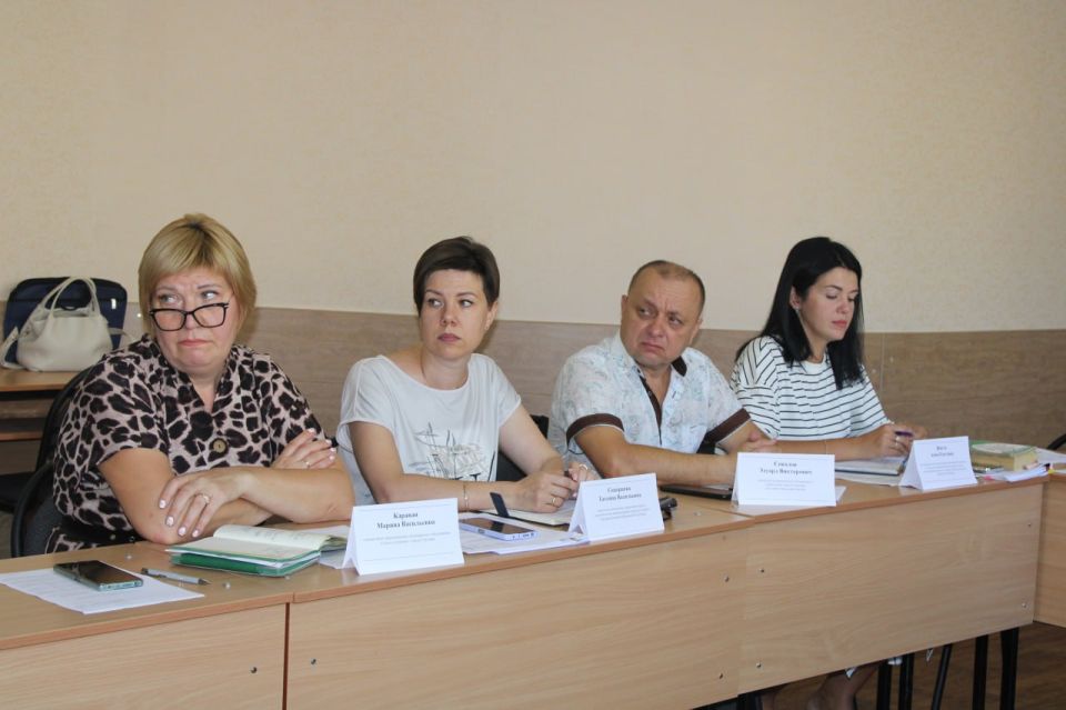 Состоялось заседание комиссии по делам несовершеннолетних и защите их прав администрации городского округа Горловка Состоялось заседание комиссии по делам несовершеннолетних и защите их прав администрации городского округа Горловка