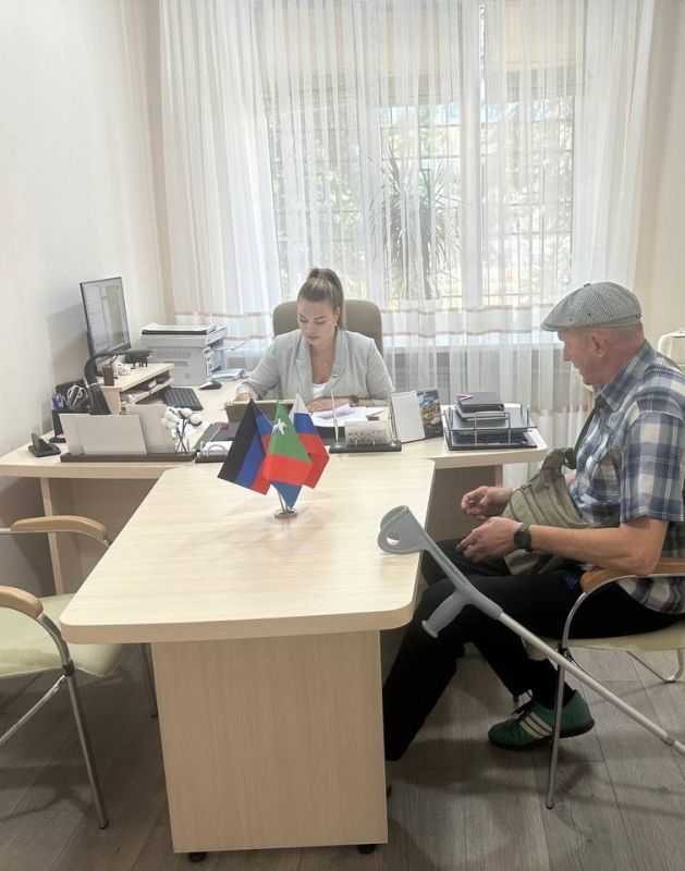 Роман Конев: Состоялся приём граждан заместителем председателя Горловского городского совета Донецкой Народной Республики первого созыва Софией Потаповой Роман Конев: Состоялся приём граждан заместителем председателя Горловского городского совета Донецкой Народной Республики первого созыва Софией Потаповой