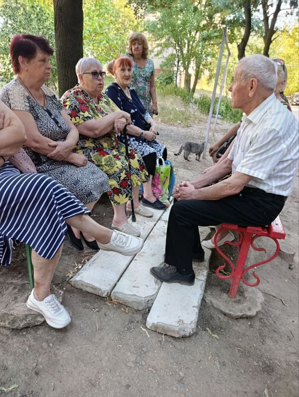 Иван Приходько: В Горловке реализуется партийный проект Единой России «Управдом» Иван Приходько: В Горловке реализуется партийный проект Единой России «Управдом»