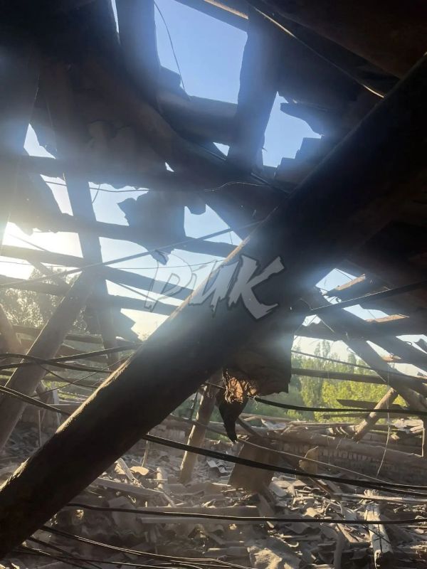 WarGonzo: ВСУ нанесли массированный ракетный удар по центру Горловки WarGonzo: ВСУ нанесли массированный ракетный удар по центру Горловки