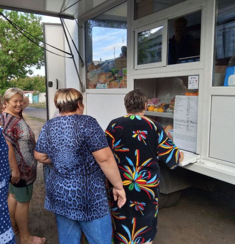 С 20 по 22 августа 2025 года осуществлена выездная торговля с использованием автомагазинов в населенных пунктах городских округов Донецк, Докучаевск, Горловка, Мариуполь, на территории г С 20 по 22 августа 2025 года осуществлена выездная торговля с использованием автомагазинов в населенных пунктах городских округов Донецк, Докучаевск, Горловка, Мариуполь, на территории г