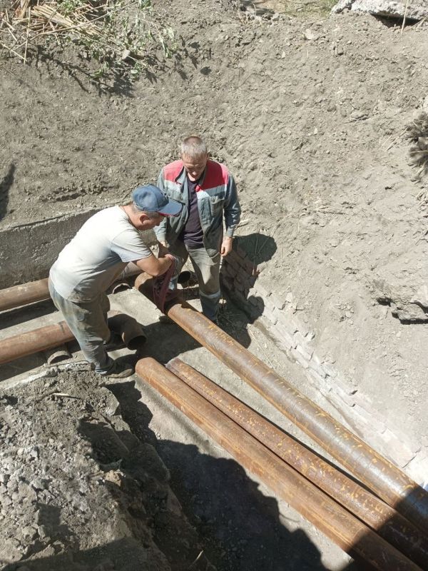 Роман Конев: ФИЛИАЛ «ГОРЛОВКАТЕПЛОСЕТЬ» ГУП ДНР «ДОНБАССТЕПЛОЭНЕРГО» Роман Конев: ФИЛИАЛ «ГОРЛОВКАТЕПЛОСЕТЬ» ГУП ДНР «ДОНБАССТЕПЛОЭНЕРГО»