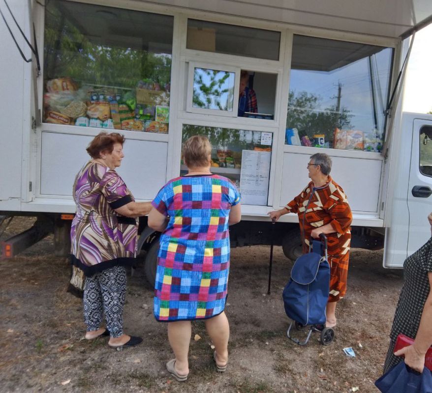 С 20 по 22 августа 2025 года осуществлена выездная торговля с использованием автомагазинов в населенных пунктах городских округов Донецк, Докучаевск, Горловка, Мариуполь, на территории г С 20 по 22 августа 2025 года осуществлена выездная торговля с использованием автомагазинов в населенных пунктах городских округов Донецк, Докучаевск, Горловка, Мариуполь, на территории г