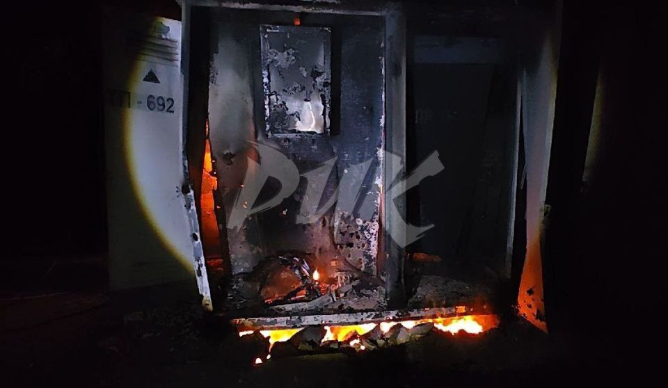 Иван Приходько: Ночью украинские нацисты подвергли обстрелу центр Горловки из РСЗО Иван Приходько: Ночью украинские нацисты подвергли обстрелу центр Горловки из РСЗО