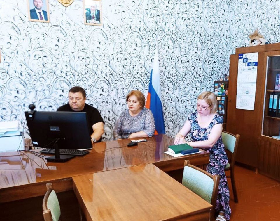 Роман Конев: 22 августа мы отмечаем один из значимых праздников нашей Родины – День Государственного Флага Российской Федерации Роман Конев: 22 августа мы отмечаем один из значимых праздников нашей Родины – День Государственного Флага Российской Федерации