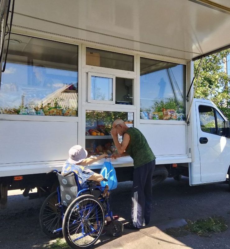 С 20 по 22 августа 2025 года осуществлена выездная торговля с использованием автомагазинов в населенных пунктах городских округов Донецк, Докучаевск, Горловка, Мариуполь, на территории г