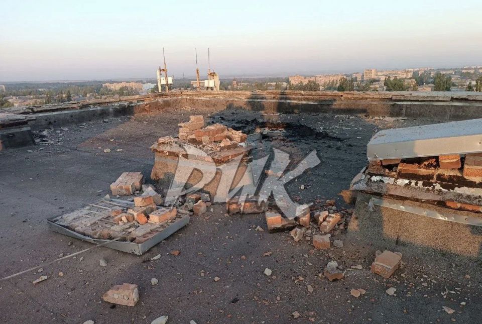 Иван Приходько: В результате украинской вооружённой агрессии в центре Горловки фиксируются множественные повреждения объектов гражданской инфраструктуры и жилых домов Иван Приходько: В результате украинской вооружённой агрессии в центре Горловки фиксируются множественные повреждения объектов гражданской инфраструктуры и жилых домов