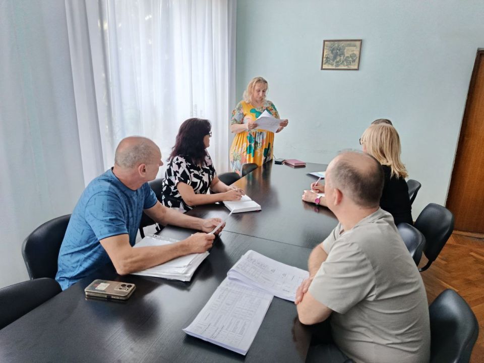 ����� �����: � �������� ������� ����������� ��������� ������ ������ ������ ������ ��ջ