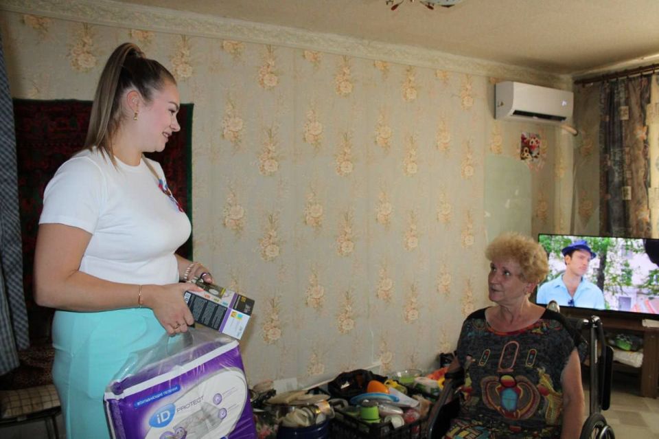 В Горловке активно реализуется партийный проект «Женское движение Единой России» В Горловке активно реализуется партийный проект «Женское движение Единой России»