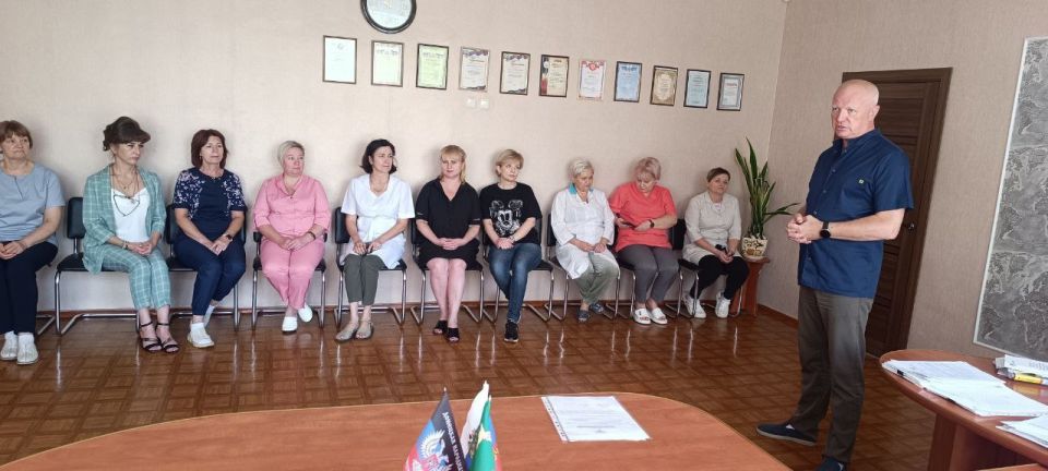  :   . 25  2025          -  ,  ,  ,      ...