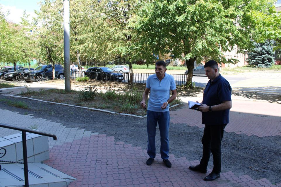 Иван Приходько: В Горловке проводится мониторинг условий доступной среды на отдельных объектах инфраструктуры Иван Приходько: В Горловке проводится мониторинг условий доступной среды на отдельных объектах инфраструктуры