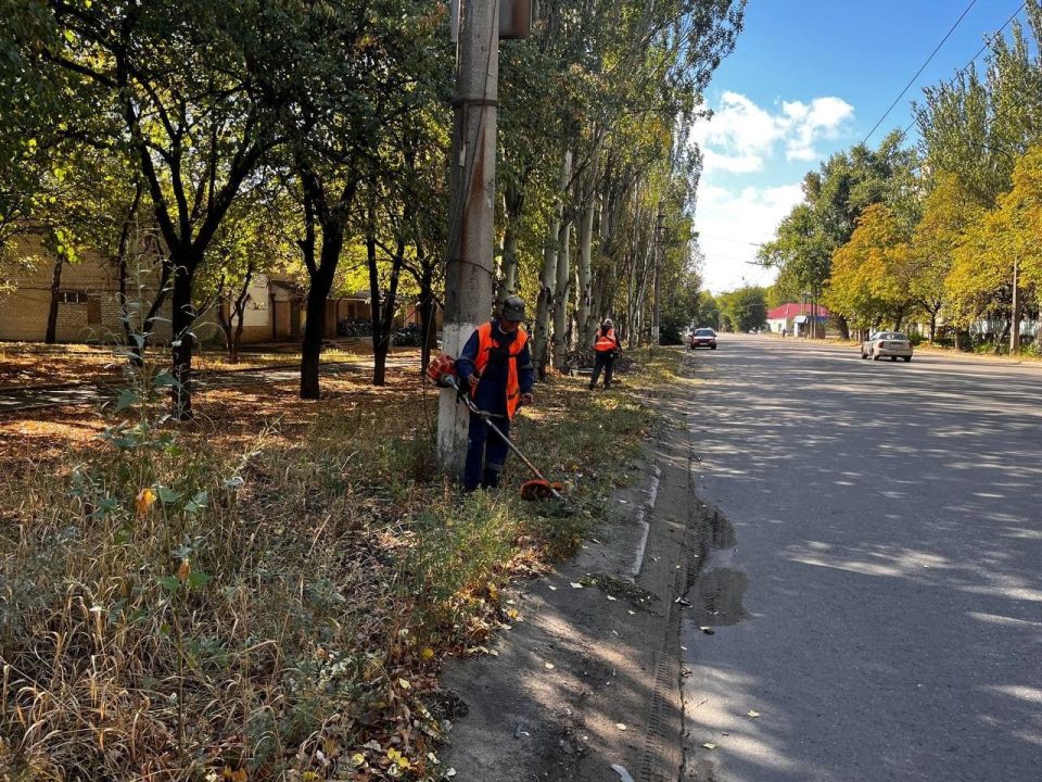 МУП «Простор» ежедневно выполняет все необходимые работы по содержанию городских улиц МУП «Простор» ежедневно выполняет все необходимые работы по содержанию городских улиц