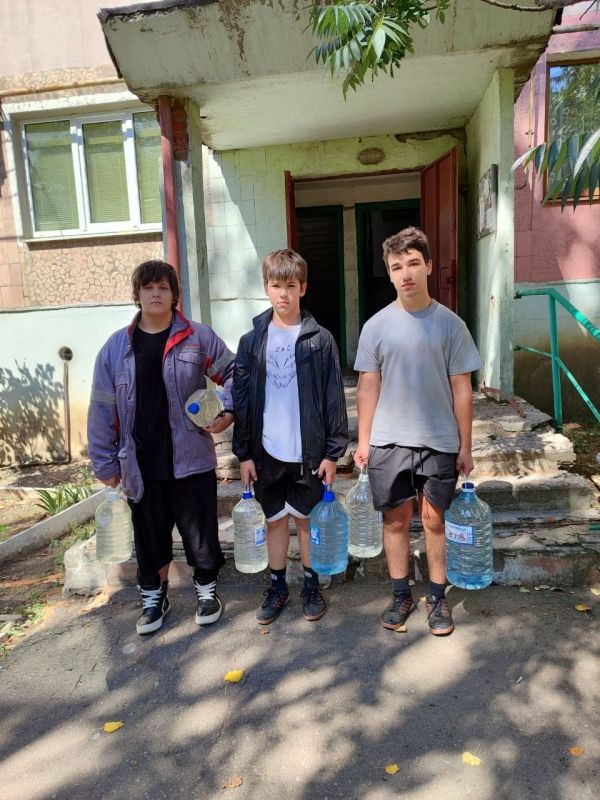 Иван Приходько: Горловчане продолжают оказывать помощь ветеранам и маломобильным жителям города Иван Приходько: Горловчане продолжают оказывать помощь ветеранам и маломобильным жителям города