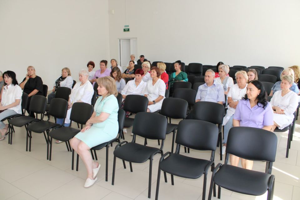 Иван Приходько: Во исполнение поручения Главы Донецкой Народной Республики Дениса Владимировича Пушилина сегодня провел ряд встреч с трудовыми коллективами Иван Приходько: Во исполнение поручения Главы Донецкой Народной Республики Дениса Владимировича Пушилина сегодня провел ряд встреч с трудовыми коллективами