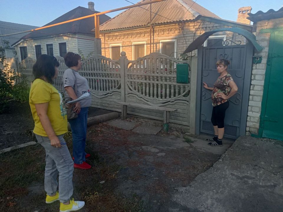 Иван Приходько: В поселке, расположенном в Калининском районе Горловки, сегодня прошла плановая инспекция, направленная на контроль использования воды частными потребителями Иван Приходько: В поселке, расположенном в Калининском районе Горловки, сегодня прошла плановая инспекция, направленная на контроль использования воды частными потребителями