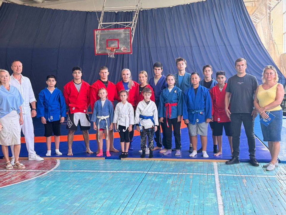 Иван Приходько: В рамках реализации партийного проекта Единой России «Выбор Сильных» в Горловке проведены показательные выступления по самбо Иван Приходько: В рамках реализации партийного проекта Единой России «Выбор Сильных» в Горловке проведены показательные выступления по самбо