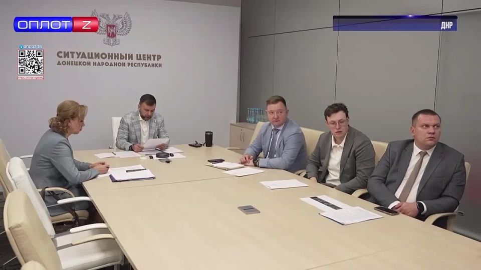 Из-за небезопасной ситуации на дистанционном обучении по решению Штаба обороны ДНР останутся 52 школы, 6 колледжей и техникумов в прифронтовых районах