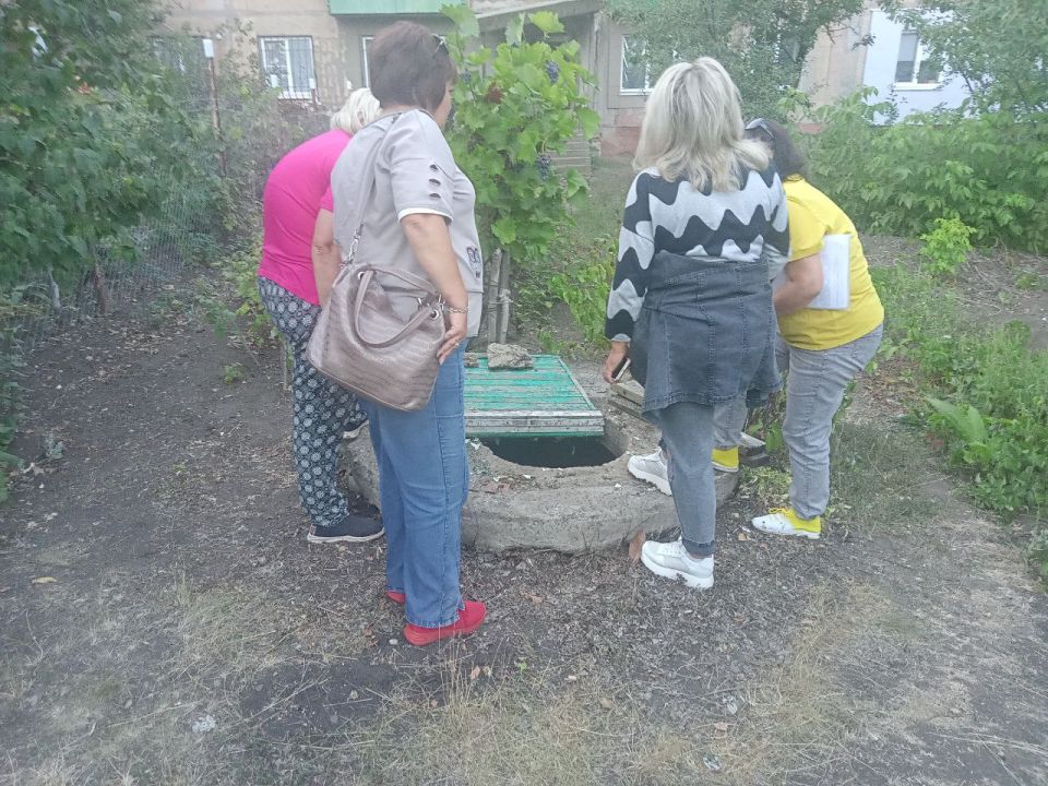 Иван Приходько: В поселке, расположенном в Калининском районе Горловки, сегодня прошла плановая инспекция, направленная на контроль использования воды частными потребителями Иван Приходько: В поселке, расположенном в Калининском районе Горловки, сегодня прошла плановая инспекция, направленная на контроль использования воды частными потребителями