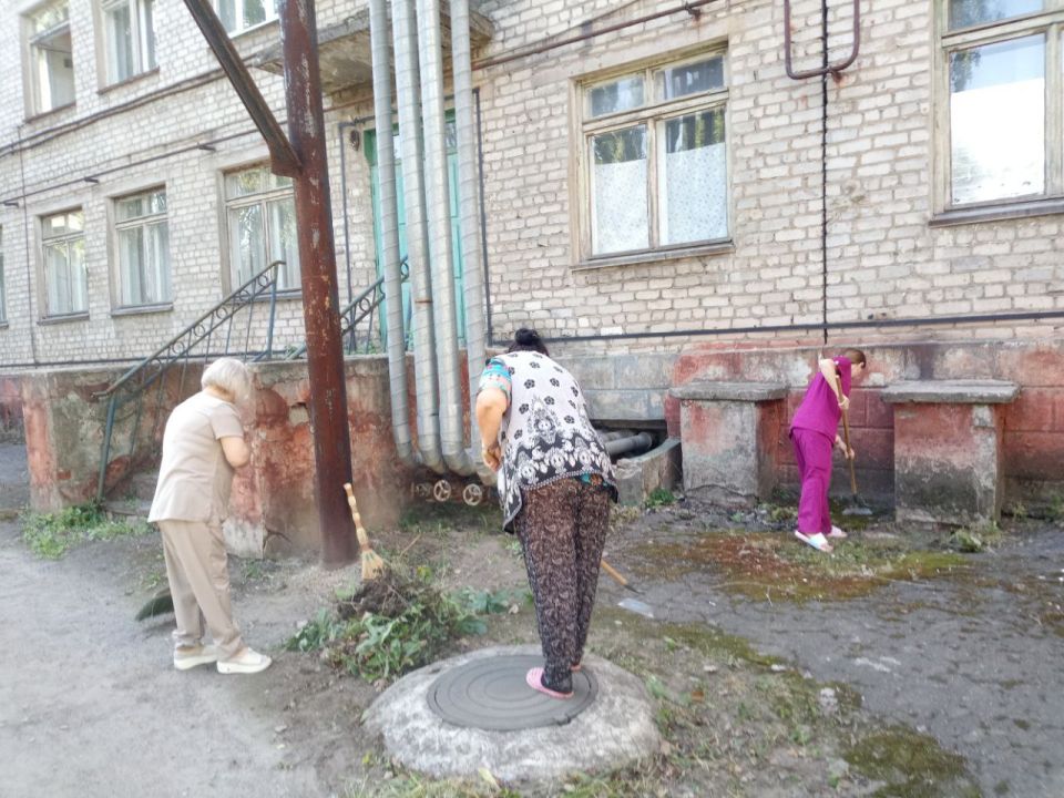 Партийцы Единой России Центрально-Городского района Горловки поддерживают проект «Городская среда»