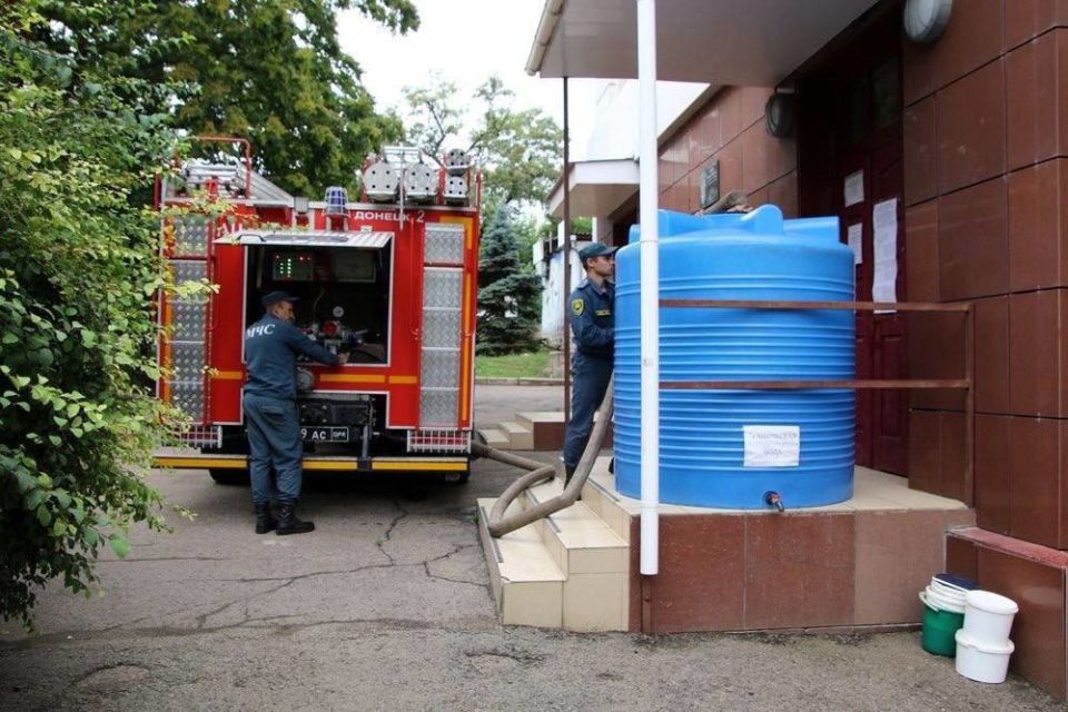 Денис Пушилин: Отключили от водоснабжения 119 брошенных домов и 49 самовольных врезок в сети Денис Пушилин: Отключили от водоснабжения 119 брошенных домов и 49 самовольных врезок в сети