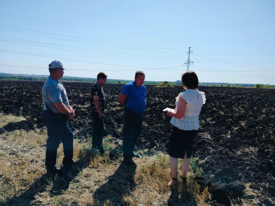 В Калининском районе Горловки в рамках реализации проекта Единой России «Российское село» прошла встреча с руководителями фермерских хозяйств В Калининском районе Горловки в рамках реализации проекта Единой России «Российское село» прошла встреча с руководителями фермерских хозяйств