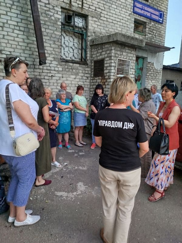 Иван Приходько: В Горловке активно развернута реализация партийной инициативы «Управдом» под эгидой Единой России Иван Приходько: В Горловке активно развернута реализация партийной инициативы «Управдом» под эгидой Единой России