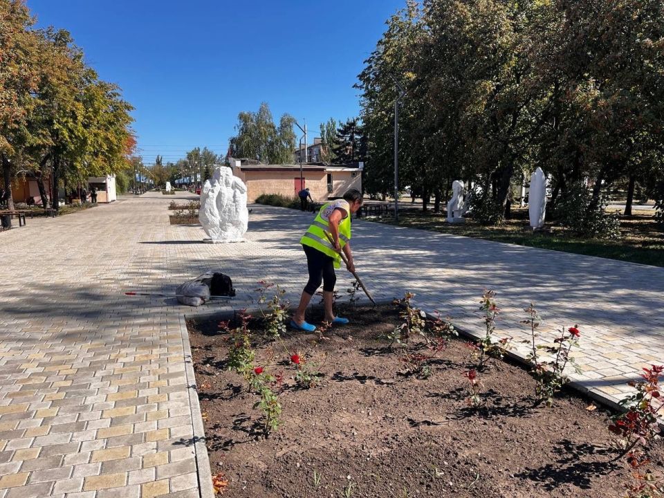 МУП «Простор» ежедневно выполняет все необходимые работы по содержанию городских улиц МУП «Простор» ежедневно выполняет все необходимые работы по содержанию городских улиц