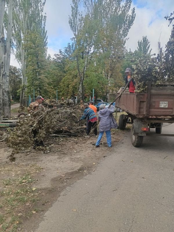 Роман Конев: МУНИЦИПАЛЬНОЕ УНИТАРНОЕ ПРЕДПРИЯТИЕ «УПРАВЛЯЮЩАЯ КОМПАНИЯ ГОРОДА ГОРЛОВКА» АДМИНИСТРАЦИИ ГОРОДСКОГО ОКРУГА ГОРЛОВКА Роман Конев: МУНИЦИПАЛЬНОЕ УНИТАРНОЕ ПРЕДПРИЯТИЕ «УПРАВЛЯЮЩАЯ КОМПАНИЯ ГОРОДА ГОРЛОВКА» АДМИНИСТРАЦИИ ГОРОДСКОГО ОКРУГА ГОРЛОВКА