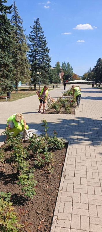 Роман Конев: МУНИЦИПАЛЬНОЕ УНИТАРНОЕ ПРЕДПРИЯТИЕ «ПРОСТОР» АДМИНИСТРАЦИИ ГОРОДСКОГО ОКРУГА ГОРЛОВКА ДОНЕЦКОЙ НАРОДНОЙ РЕСПУБЛИКИ Роман Конев: МУНИЦИПАЛЬНОЕ УНИТАРНОЕ ПРЕДПРИЯТИЕ «ПРОСТОР» АДМИНИСТРАЦИИ ГОРОДСКОГО ОКРУГА ГОРЛОВКА ДОНЕЦКОЙ НАРОДНОЙ РЕСПУБЛИКИ