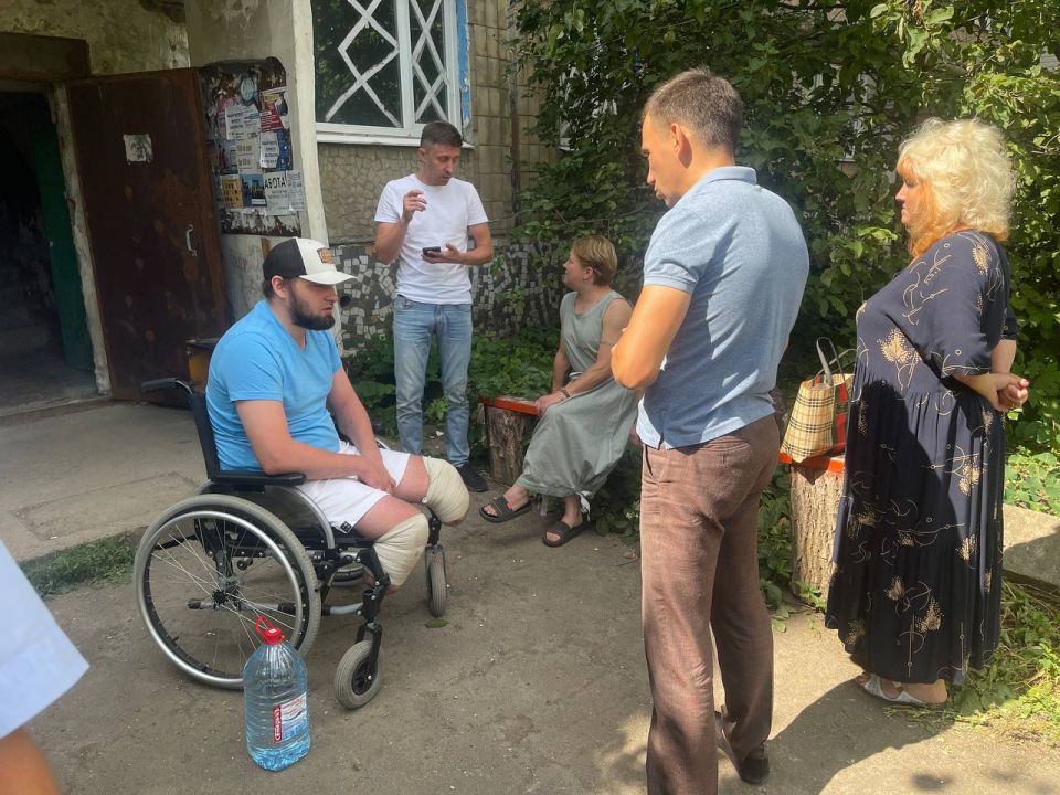 Денис Машков: В рамках выполнения поручения Главы Донецкой Народной Республики Дениса Пушилина, провел встречу с населением в г. Горловка Денис Машков: В рамках выполнения поручения Главы Донецкой Народной Республики Дениса Пушилина, провел встречу с населением в г. Горловка