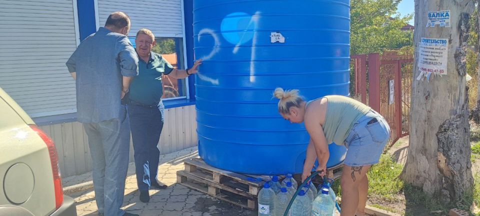 Сергей Скиданов: Сегодня проверил наличие воды в ёмкости по ул. Косиора